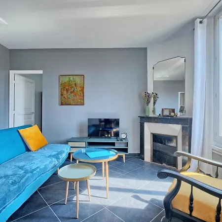 T2 Art Deco Proche Disney-paris-parking *